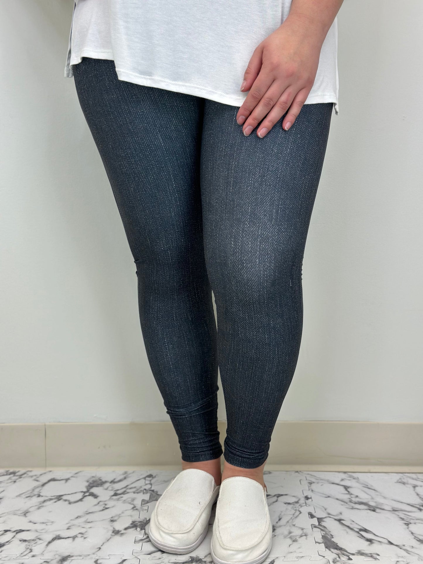 Black Denim Leggings w/ Butt Pockets